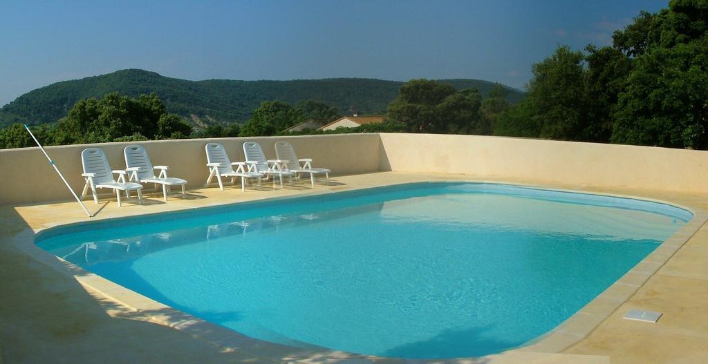 Mas De Courreges Hotel Saint-Hippolyte-du-Fort Eksteriør billede